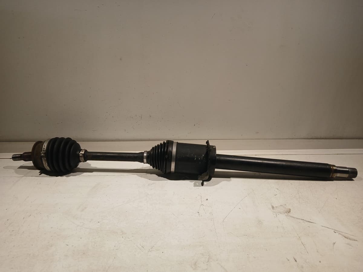 Transmission avant droite — MERCEDES — CLASSE B I — PHASE 1 — OE A1693705672 — occasion garantie 2 ans